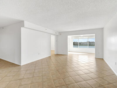 14096 Huntington Pointe Drive, Delray Beach, FL 33484