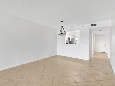 14096 Huntington Pointe Drive, Delray Beach, FL 33484