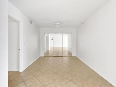 14096 Huntington Pointe Drive, Delray Beach, FL 33484