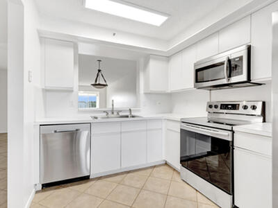 14096 Huntington Pointe Drive, Delray Beach, FL 33484