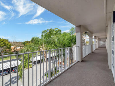 14096 Huntington Pointe Drive, Delray Beach, FL 33484