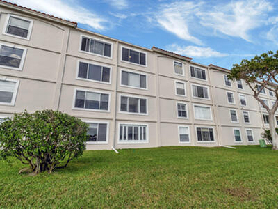 14096 Huntington Pointe Drive, Delray Beach, FL 33484