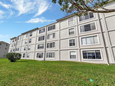 14096 Huntington Pointe Drive, Delray Beach, FL 33484