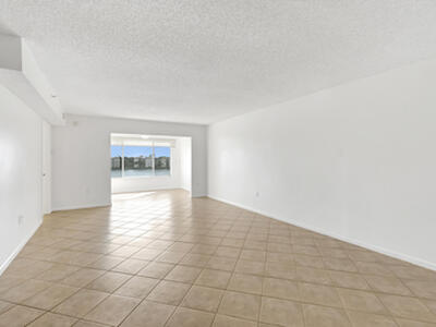 14096 Huntington Pointe Drive, Delray Beach, FL 33484