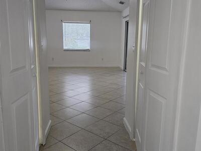 3215 SE Pinto Street, Port Saint Lucie, FL 34983