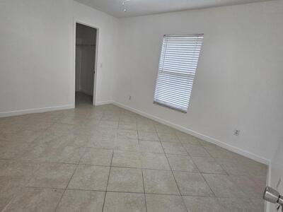 3215 SE Pinto Street, Port Saint Lucie, FL 34983