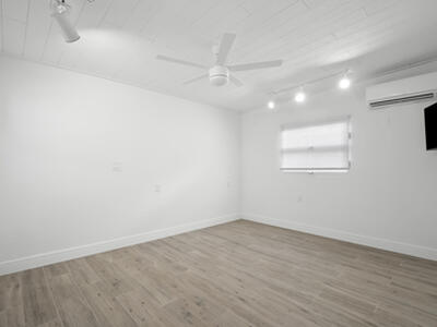 4832 SE Anchor Avenue SE, Stuart, FL 34997