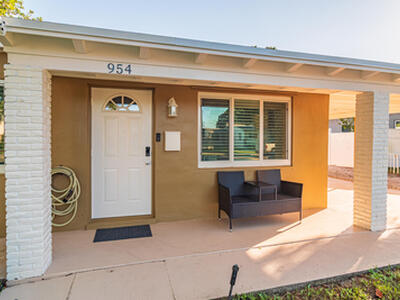 954 Omar Road, West Palm Beach, FL 33405