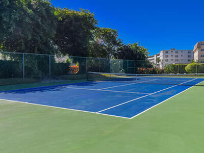 11 Atrium Circle, Atlantis, FL 33462