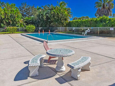 11 Atrium Circle, Atlantis, FL 33462