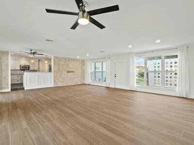 711 SW 25th Place, Boynton Beach, FL 33435