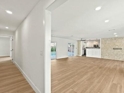 711 SW 25th Place, Boynton Beach, FL 33435