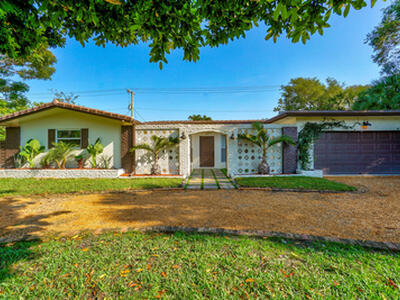 711 SW 25th Place, Boynton Beach, FL 33435