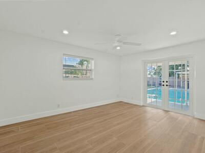 711 SW 25th Place, Boynton Beach, FL 33435