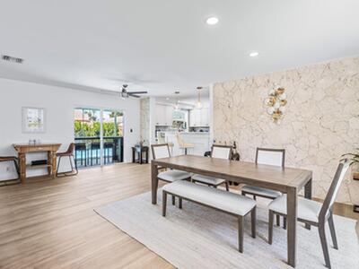 711 SW 25th Place, Boynton Beach, FL 33435