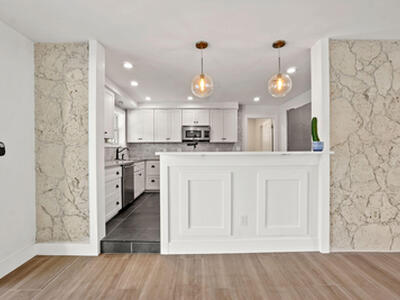 711 SW 25th Place, Boynton Beach, FL 33435