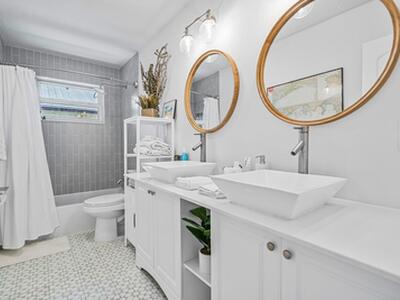 711 SW 25th Place, Boynton Beach, FL 33435