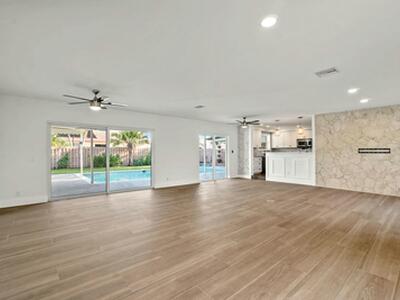 711 SW 25th Place, Boynton Beach, FL 33435