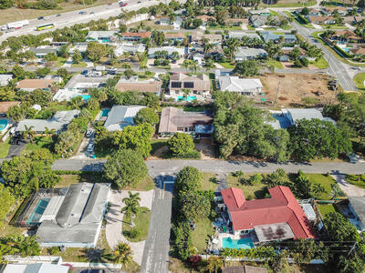 711 SW 25th Place, Boynton Beach, FL 33435