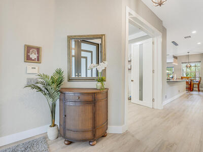 127 Via Castilla, Jupiter, FL 33458