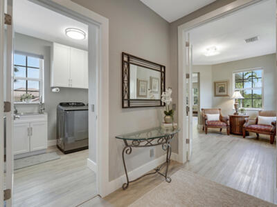 127 Via Castilla, Jupiter, FL 33458