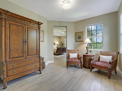 127 Via Castilla, Jupiter, FL 33458