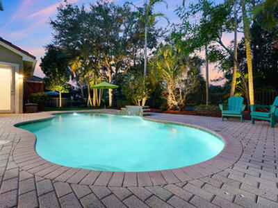 127 Via Castilla, Jupiter, FL 33458