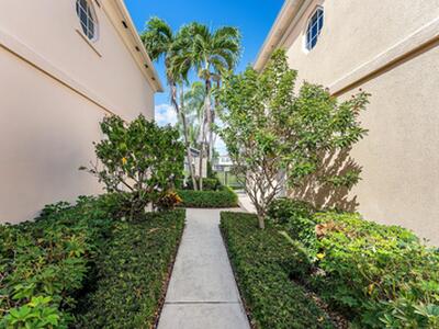 2109 Tarpon Lake Way, West Palm Beach, FL 33411