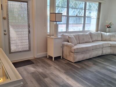 2092 Wolverton, Boca Raton, FL 33434