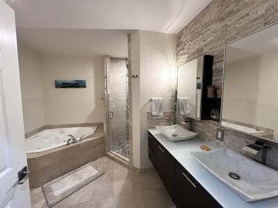 1640 Presidential Way, West Palm Beach, FL 33401