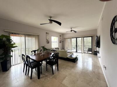 1640 Presidential Way, West Palm Beach, FL 33401