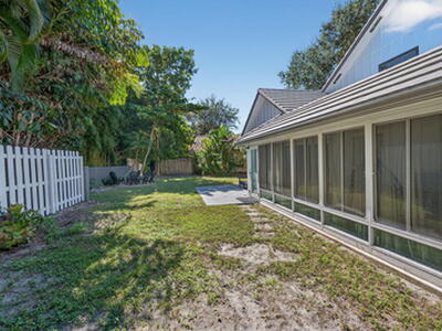 2606 Monaco Terrace, Palm Beach Gardens, FL 33410