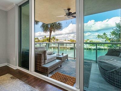 2650 Lake Shore Drive, Riviera Beach, FL 33404