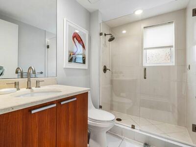 2650 Lake Shore Drive, Riviera Beach, FL 33404