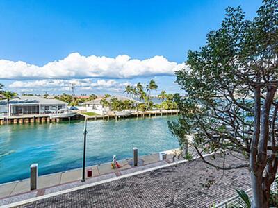 2650 Lake Shore Drive, Riviera Beach, FL 33404