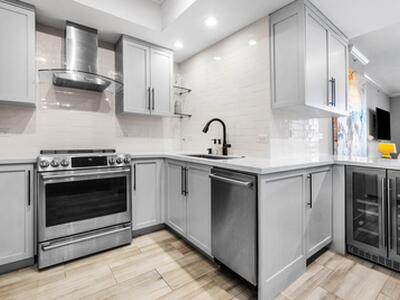 2650 Lake Shore Drive, Riviera Beach, FL 33404