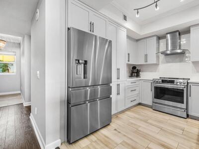 2650 Lake Shore Drive, Riviera Beach, FL 33404