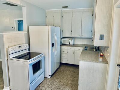 1420 N Federal Highway, Lake Worth Beach, FL 33460