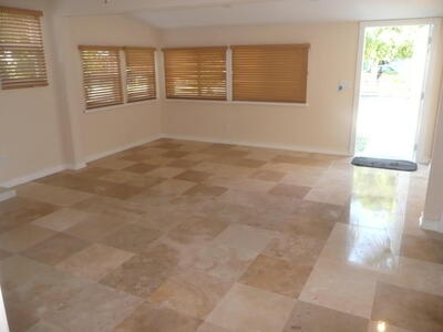 525 24th Avenue N, Lake Worth Beach, FL 33460