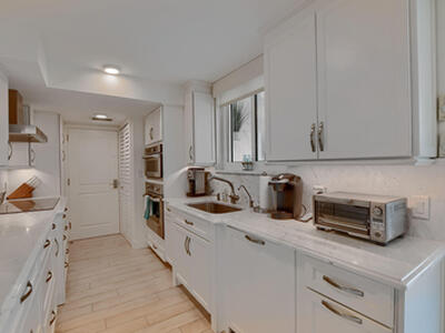 2000 S Ocean Boulevard, Delray Beach, FL 33483