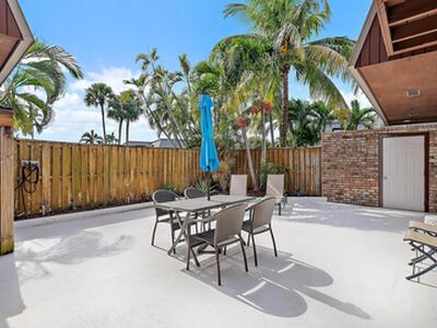 1420 Ocean Way, Jupiter, FL 33477