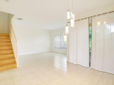 6420 Park Lake Circle, Boynton Beach, FL 33437