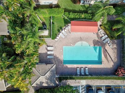 6420 Park Lake Circle, Boynton Beach, FL 33437