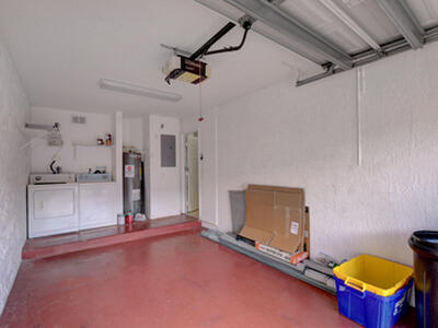 6420 Park Lake Circle, Boynton Beach, FL 33437