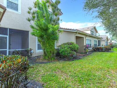 6420 Park Lake Circle, Boynton Beach, FL 33437