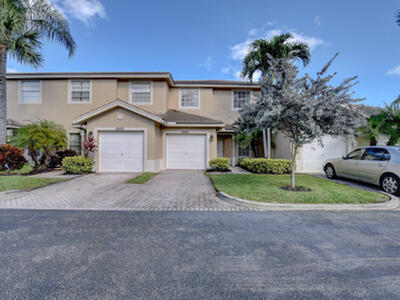 6420 Park Lake Circle, Boynton Beach, FL 33437