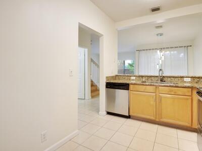 6420 Park Lake Circle, Boynton Beach, FL 33437