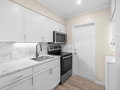 1541 NE 15th Avenue, Fort Lauderdale, FL 33304