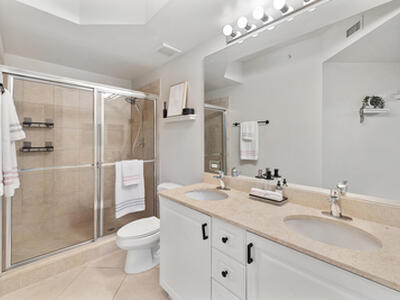 1690 Renaissance Commons Boulevard, Boynton Beach, FL 33426