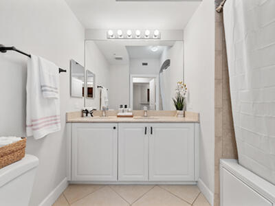 1690 Renaissance Commons Boulevard, Boynton Beach, FL 33426